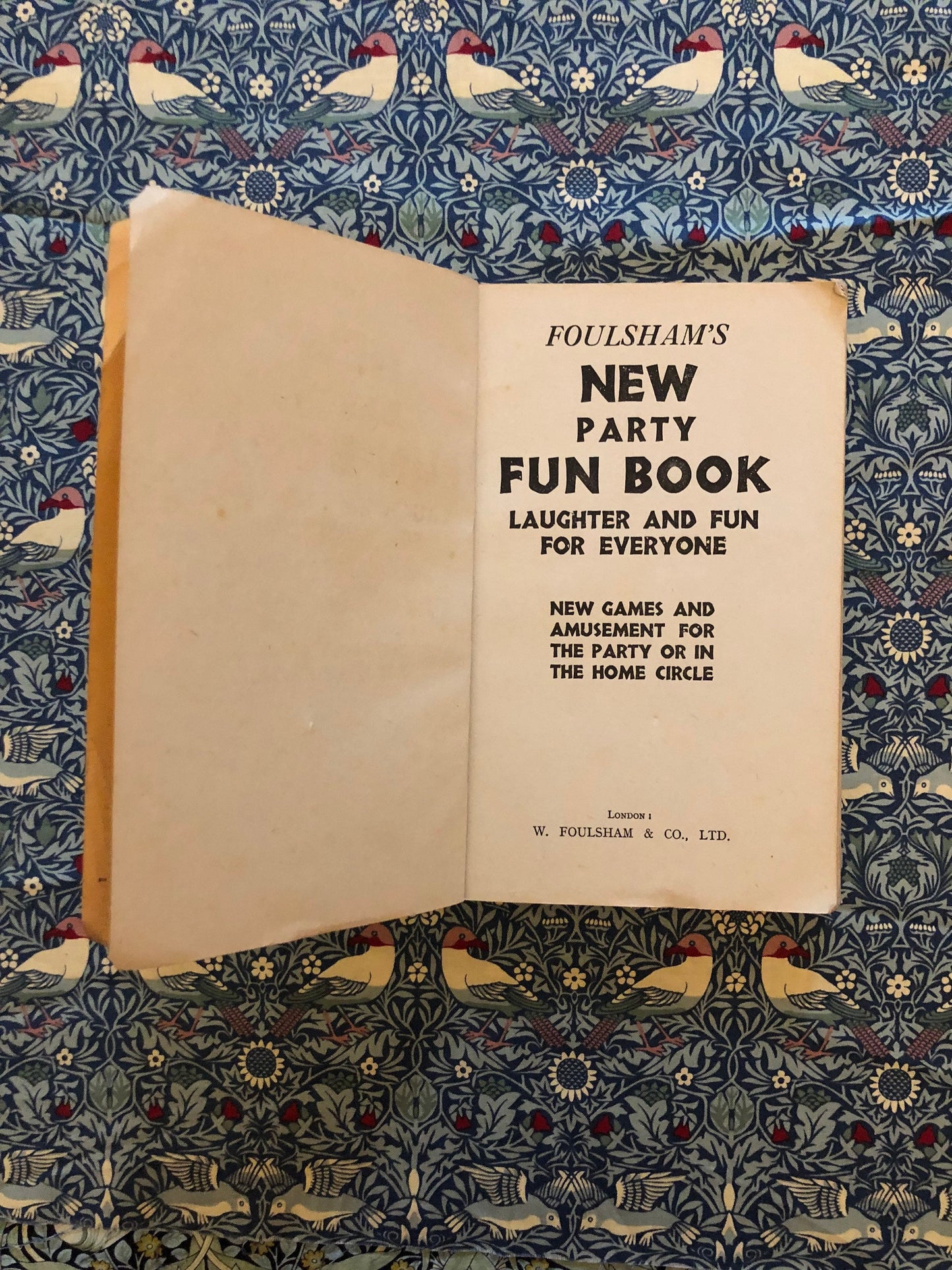 Foulsham’s New Party Fun Book - 1900